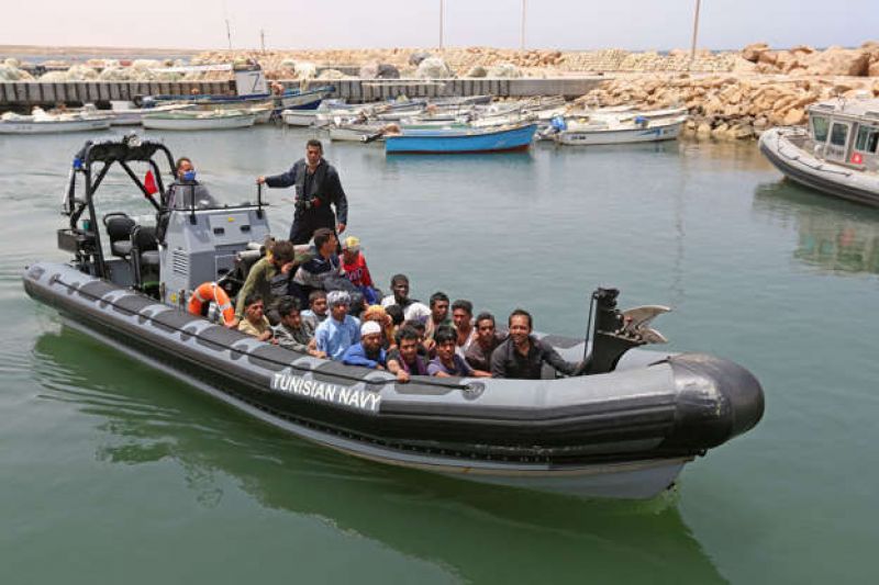 File photo - Tunisian Navy recovers migrants from the Medeterranean Sea-0babfb47c4ce06a6b695d2af514b8bab1625376523.jpg